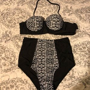 High waisted bikini